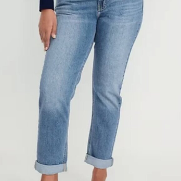 Old Navy Denim - Old Navy Size 12 Petite Mid-Rise Wow Boyfriend Jeans